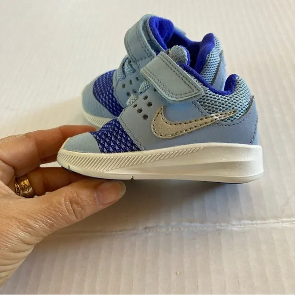 Nike Downshifter 7 Shoes Size 2C - Picture 6 of 8